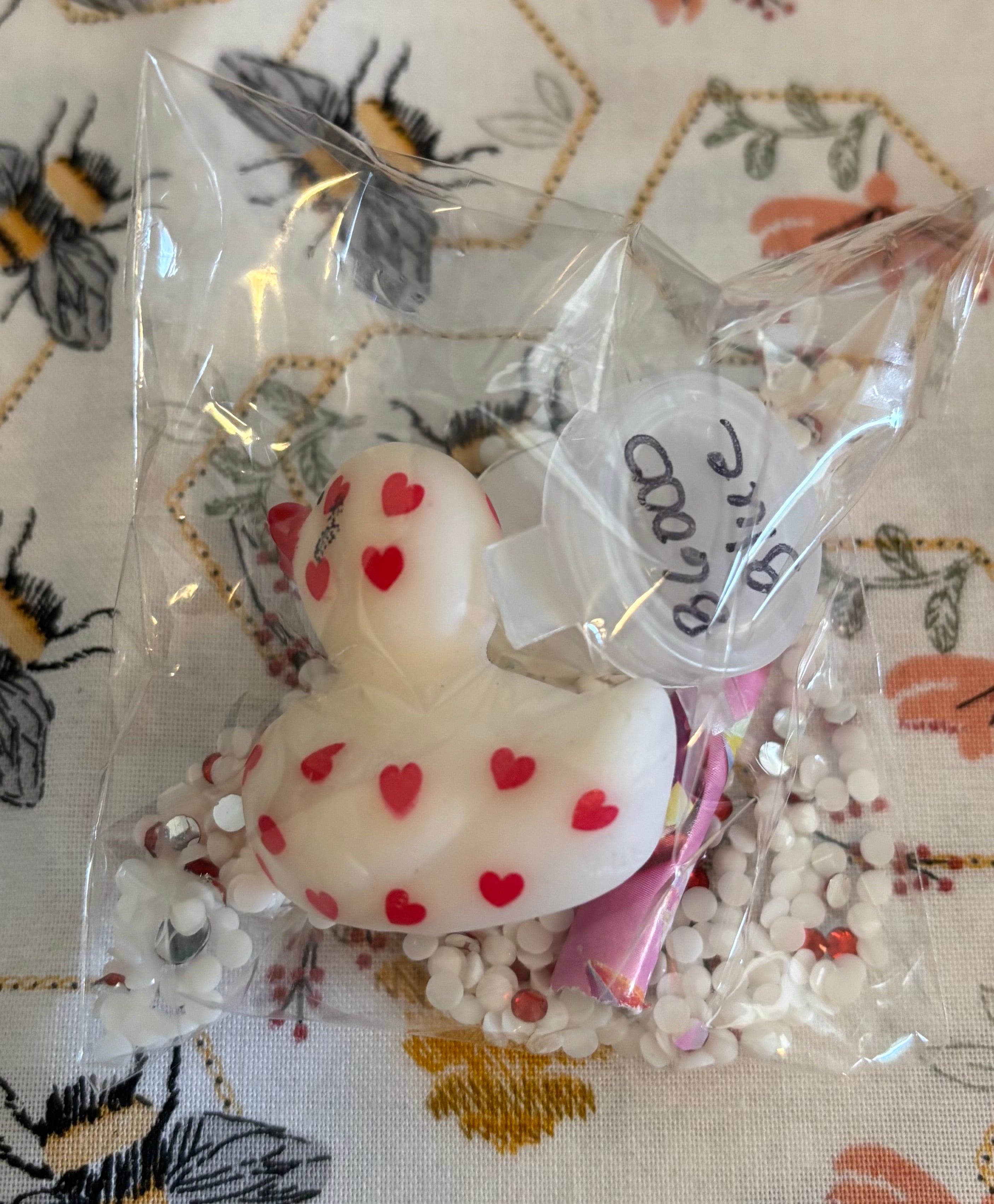 Rhinestone A Duck Kit--red/white