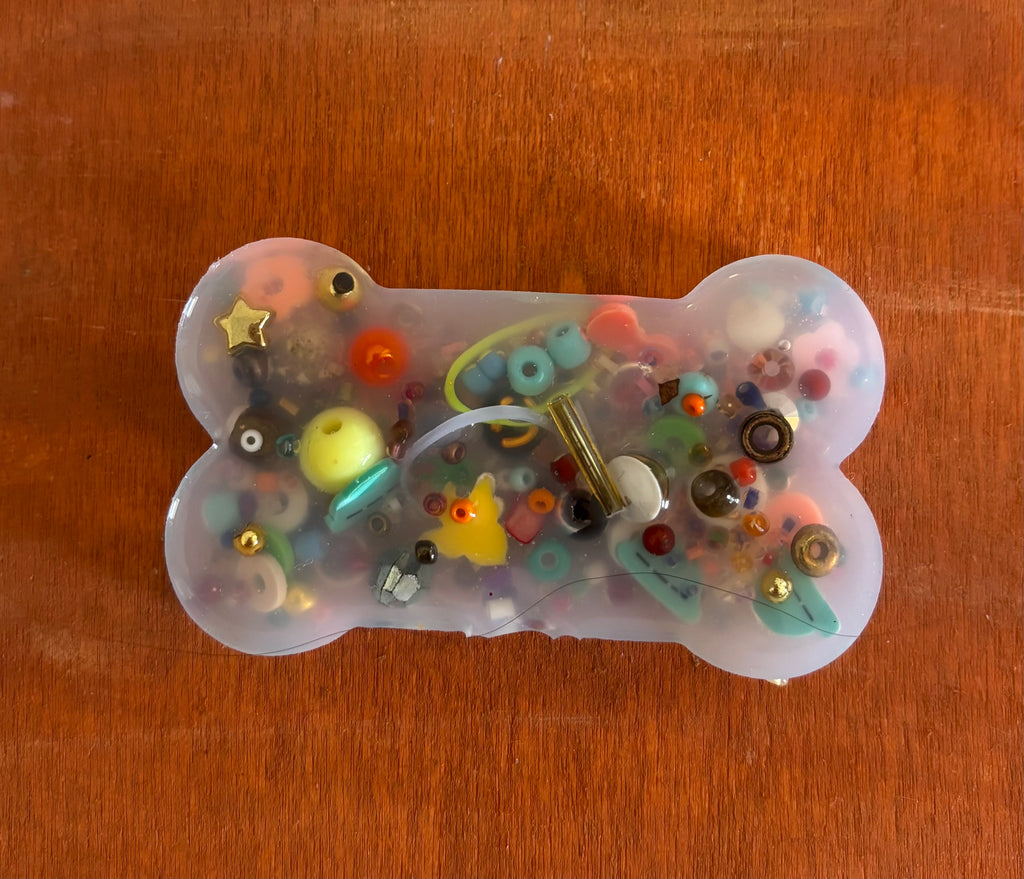 Dog Bone Picky Pad